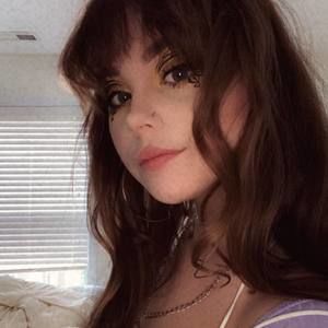 Meet your Posher, Eva